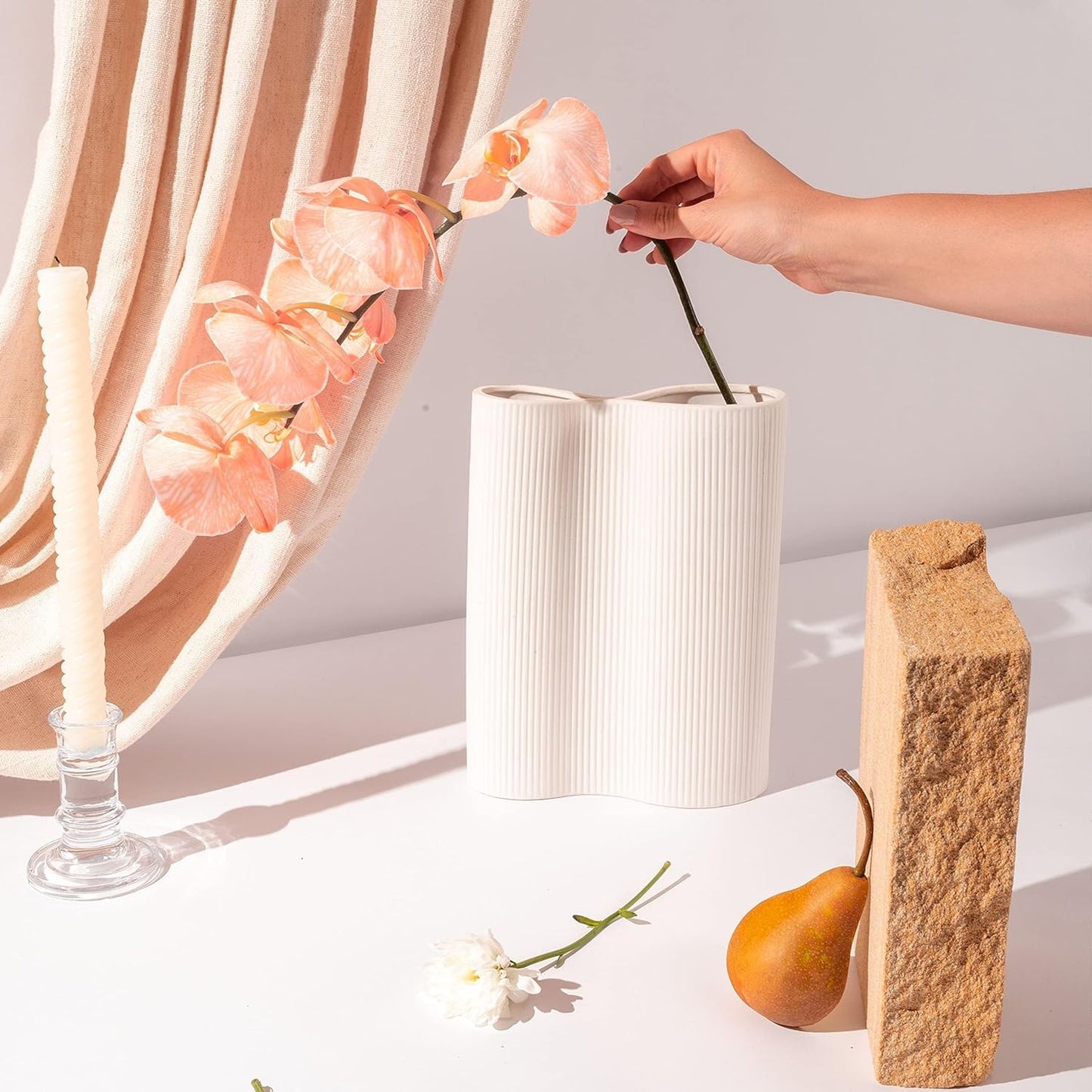 Wave Vase (White)